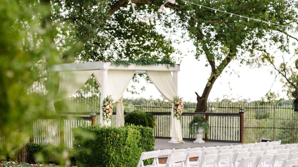 The movie scene-esque views of a ceremony in The Arbor